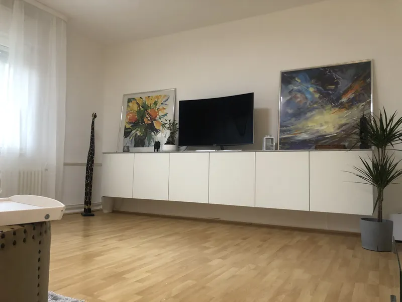 Ruhiges City Apartment (möbliert) mit eigenem Garten und Autostellplatz, gehobene Ausstattung — photo 1